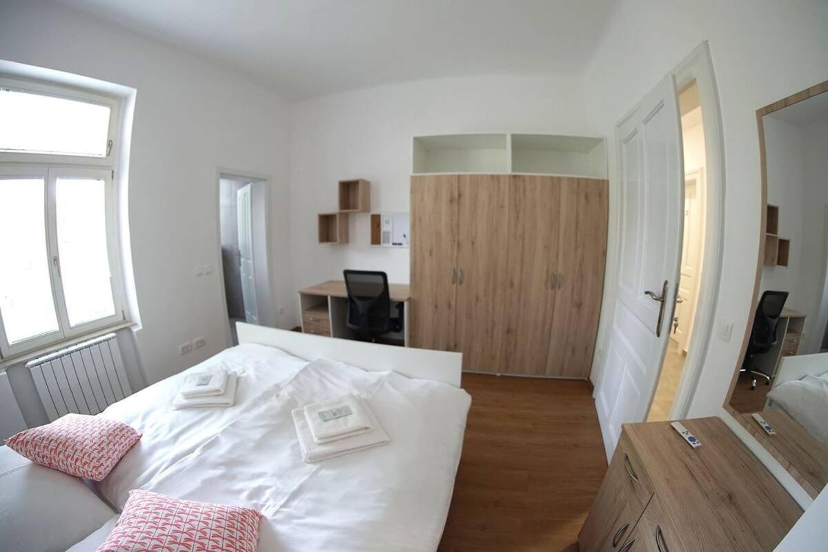 מריבור Maister Rooms מראה חיצוני תמונה